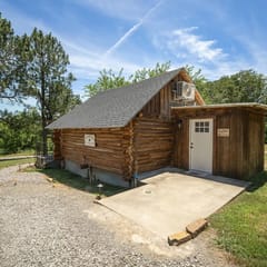 Velvet Rooster | Log Cabin + Pasture Views