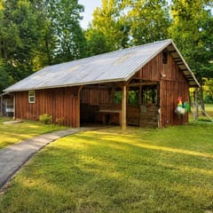 Barn Apartment | Peaceful Views | Just West of Little Rock